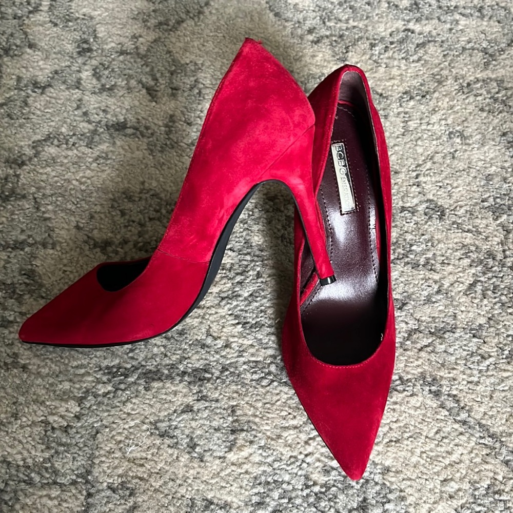 BCBG GEBERATION Red Velvet Pumps